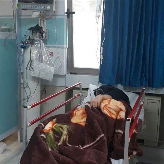 استمرار تسمم الطالبات في إيران.. وزعيم أهل السنة: انتقام من النساء بسبب انتفاضتهن