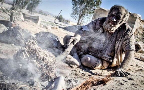 پیرمرد ایرانی که دههها حمام نرفته بود در ۹۴ سالگی درگذشت