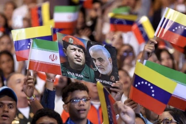 اسرائیل هیوم: تهران، آمریکای جنوبی را به یکی از کانونهای اصلی تروریسم خود تبدیل کرده است