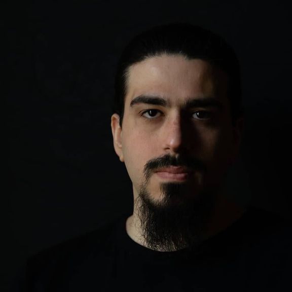 بهراد آذرگان، موزیسین بهائی، به ۱۱ سال حبس محکوم شد