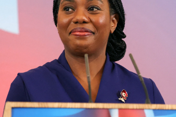 زعيمة حزب المحافظين البريطاني: الإيرانيون المحتجون شعلة أمل للعالم