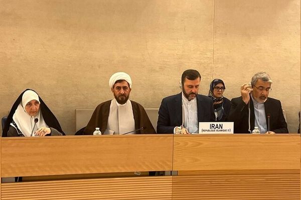 في اجتماع مجلس حقوق الإنسان بجنيف.. إيران تبرر انتهاك حقوق مواطنيها بـ"العقوبات الغربية"