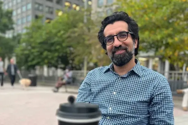 وحید عابدینی، فعال اصلاحطلب، از بازداشت پلیس مهاجرت آمریکا آزاد شد