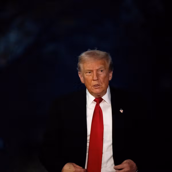 اکسیوس: ترامپ میخواهد بهطور مستقیم با مادورو مذاکره کند