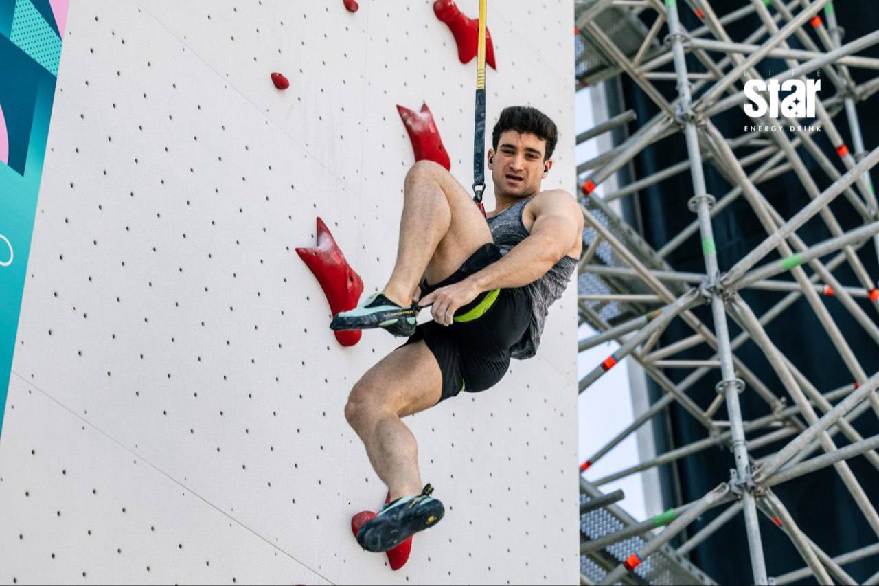 همدردی دوباره رضا علیپور با خانواده‌های جاویدنامان: قلب، جان و روح من با شماست