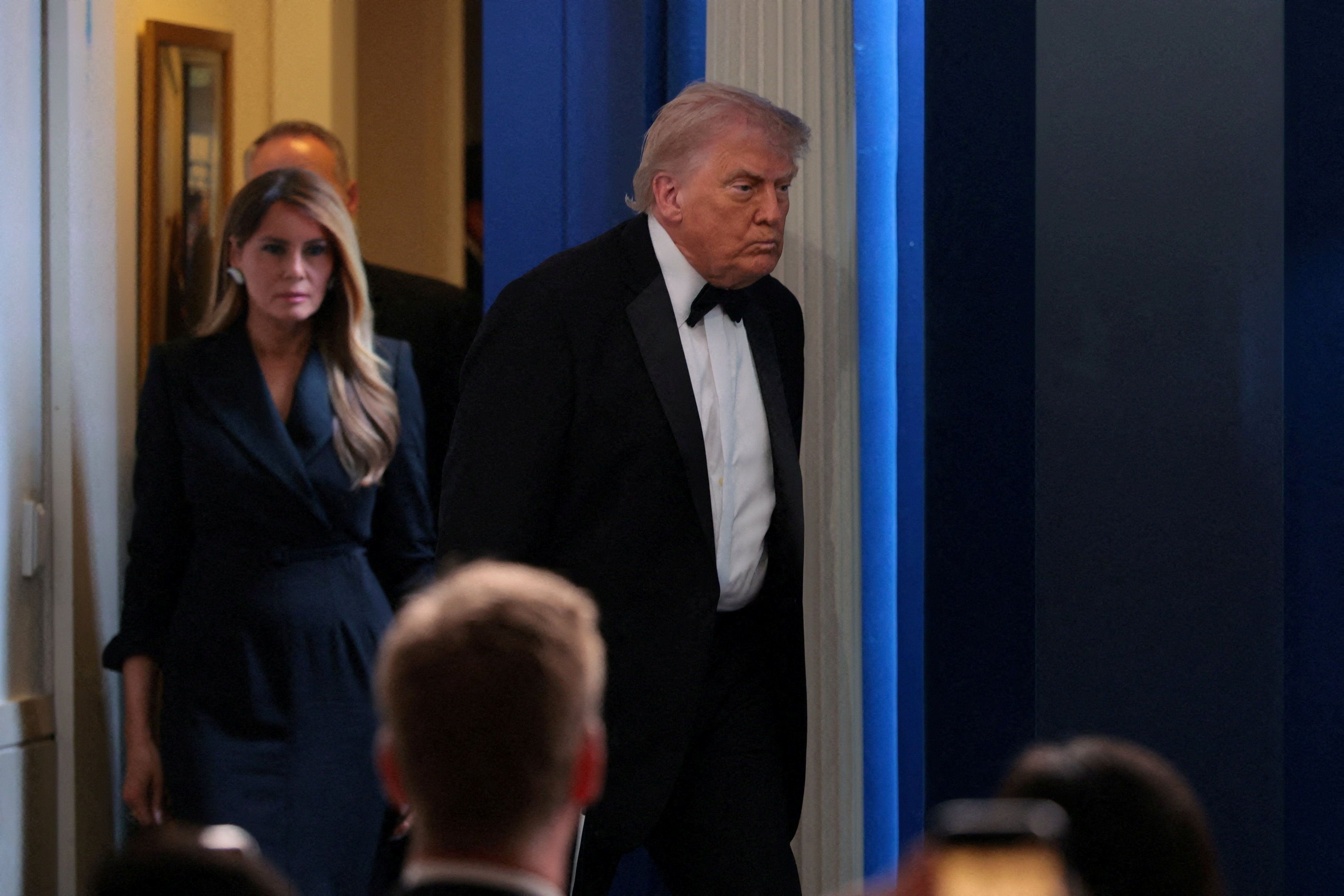 ترامپ: مردی با چندین سلاح به یک ایست بازرسی امنیتی یورش برد