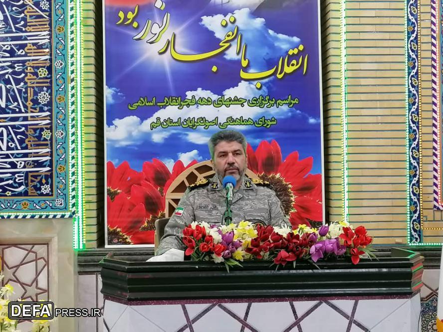 سخنگوی ارتش جمهوری اسلامی: دست ما بر ماشه و گوشمان به فرمان رهبر است