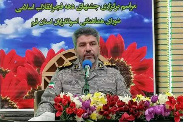 سخنگوی ارتش جمهوری اسلامی: دست ما بر ماشه و گوشمان به فرمان رهبر است