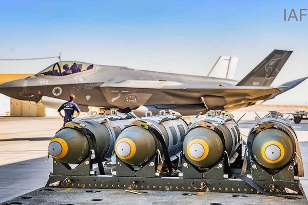 یک نشریه آمریکایی: ابرکامپیوتر پرنده اسرائیل هرچه بیشتر بجنگد، باهوشتر میشود