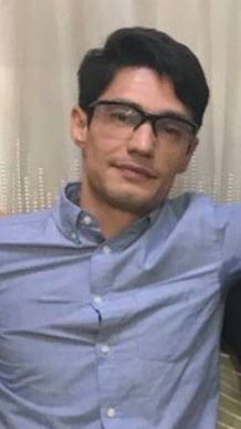 دادگاه انقلاب تهران طاهر حاجیقربانی را به اتهامهای سیاسی به ۱۴ سال زندان محکوم کرد