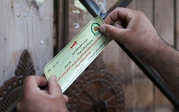 فرمانده انتظامی ری از پلمب ۲۴ واحد صنفی به دلیل «رعایت نکردن شئونات ماه رمضان» خبر داد