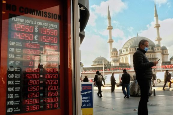 وال استریت ژورنال: هزینه قمار اقتصادی اردوغان را مردم عادی ترکیه میپردازند