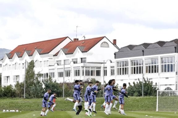 The Iranian national football squad during a training session