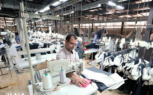 خبرگزاری ایلنا: برخی کارگران مجبور شدهاند در تعطیلات نوروز بدون دریافت ۴۰ درصد مزد اضافی، کار کنند