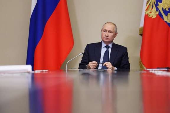 Russian President Vladimir Putin chairs a meeting on operational issues, including the course of Russia-Ukraine conflict and the continuing conflict between Israel and Hamas, at the Novo-Ogaryovo state residence outside Moscow, Russia October 16, 2023.