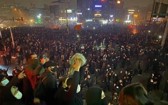 فراخوان شاهزاده رضا پهلوی برای شنبه و یکشنبه: جهت تسخیر مراکز شهرها آماده شوید