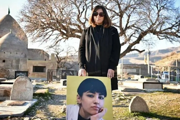 بیخبری از وضعیت نسرین شاکرمی، مادر دادخواه نیکا شاکرمی در زندان خرمآباد