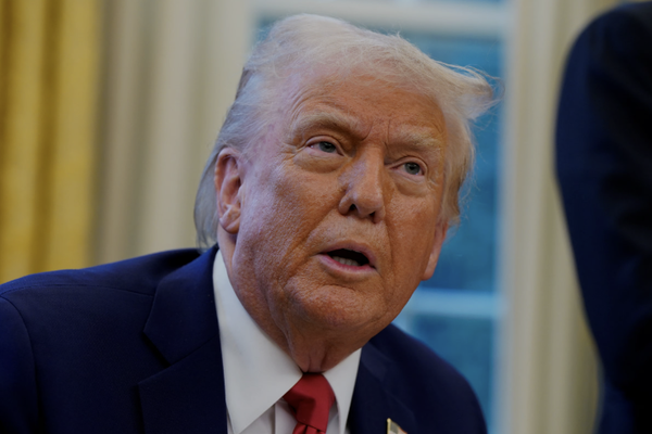 بعد إعادة "الضغط الأقصى".. هل سيرضخ خامنئي هذه المرة؟