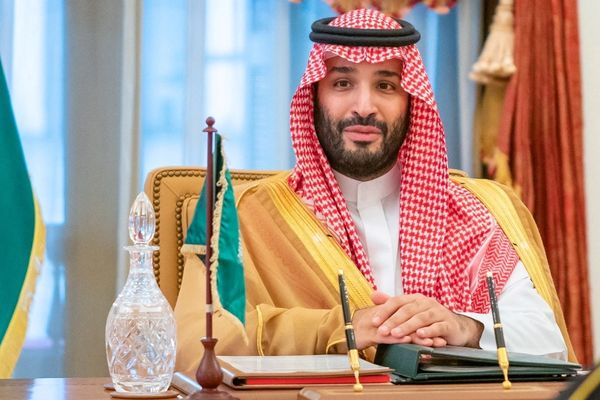 ولي العهد السعودي: المملكة وإيران جارتان.. ولا نرغب في رؤية اتفاق نووي ضعيف