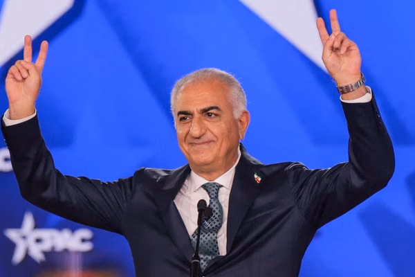 ۱۷۱ فعال سیاسی پادشاهیخواه در ایران: در کنار شاهزاده رضا پهلوی ایستادهایم