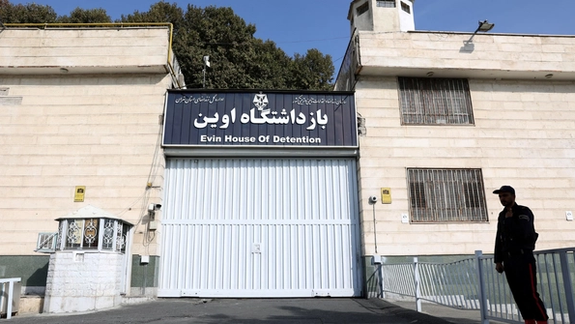 Entrance of Iran's Evin prison. FILE PHOTO