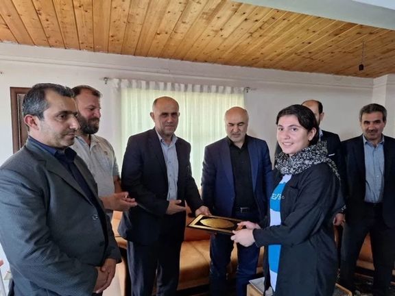 التلفزيون الإيراني:الفتاة الرياضية التي أثار عدم التزامها بالحجاب ضجة.. طفلة تبلغ 10 سنوات