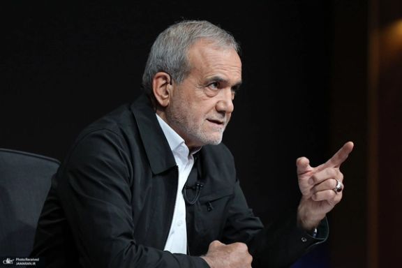 دستور پزشکیان در «شورای عالی فضای مجازی»: با فیلترشکنها مقابله شود