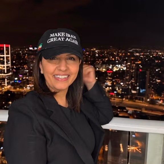 Israeli minister posts ‘Make Iran Great Again’ selfie