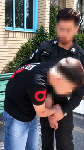 بعد الاعتداء الجنسي على مراهق في"تبريز"..كيف أصبح العنف ضد الأطفال منهجًا للنظام الإيراني؟