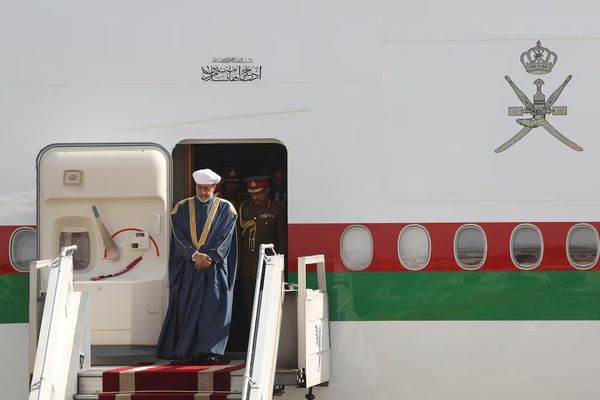 Iran, Oman aim to boost trade