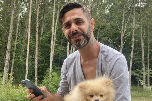 پیکر احسان افشاری، شهروند ایرانی-سوئدی، با صورت «متلاشی» پیدا شد