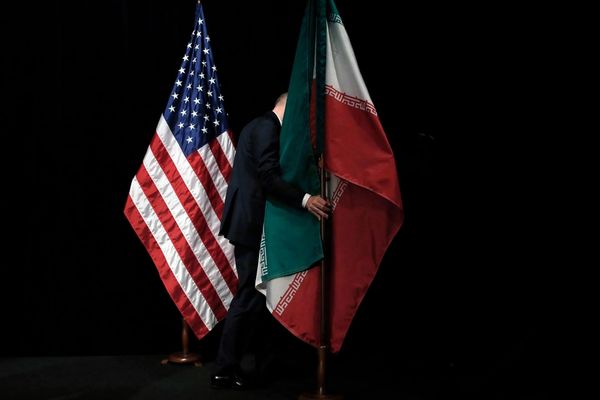 خاص: توقعات باتفاق قريب بين طهران وواشنطن للإفراج عن أموال إيرانية لدى بغداد وسيول