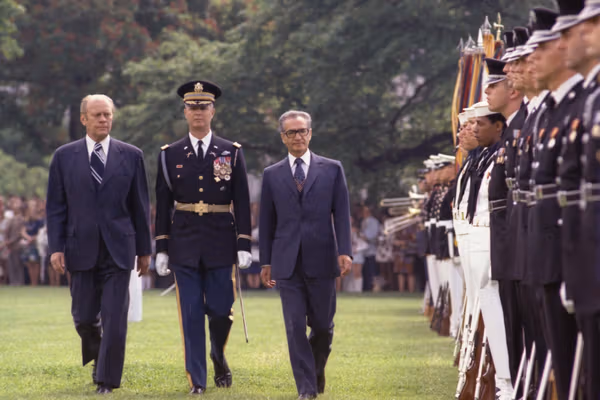 Tehran revives Shah’s defense interview to justify power doctrine