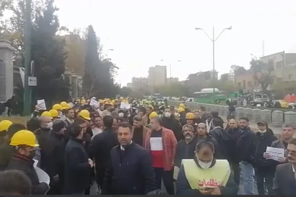 آمریکا: کارگران پارس جنوبی در عسلویه با شجاعت مقابل ارعاب ایستادند