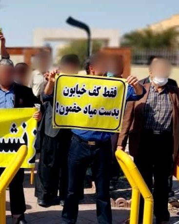 تجمع بازنشستگان و فرهنگیان برای طرح مطالبات شغلی، اعتراض به فضای پادگانی مدارس و احضارها