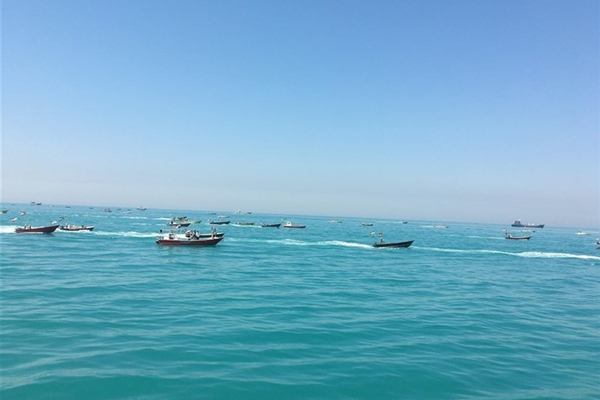 Revolutionary Guards flex muscles with naval parades in three seas