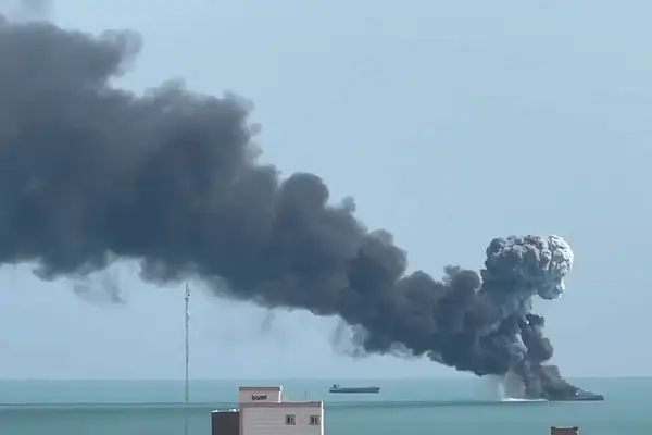 وزیر جنگ آمریکا: حکومت ایران قصد دارد جهان را گروگان بگیرد