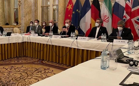 پایان کمیسیون مشترک برجام؛ اشاره مورا به عزم جدید برای توافق، تاکید باقری بر مواضع قبلی