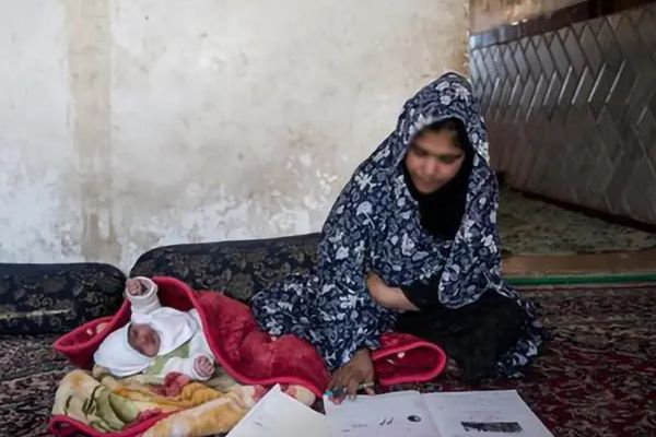 "الأحوال المدنية" بإيران: ولادة 1474 طفلًا لأمهات أعمارهن بين 10 و 14 سنة العام الماضي