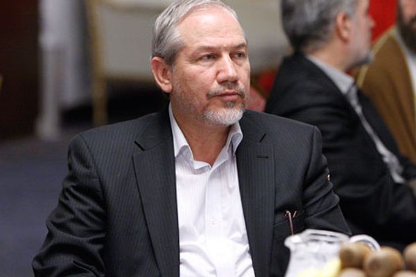 مستشار خامنئي: بعض الدول العربية التزمت الصمت خلال حرب الـ12 يوماً