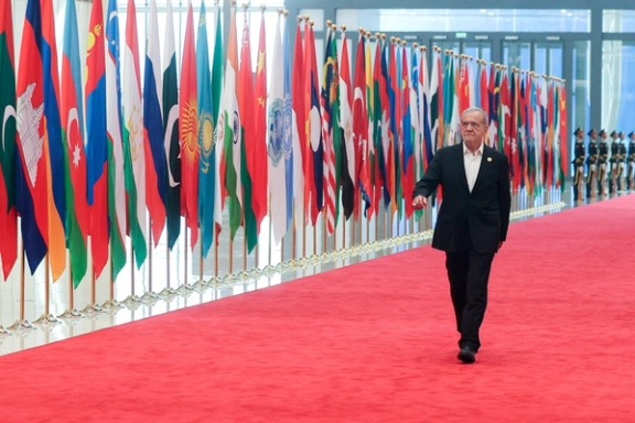 Iranian President Masoud Pezeshkian enters a hall for a session of the Shanghai Cooperation Organisation (SCO) Summit 2025, in Tianjin, China, September 1, 2025.