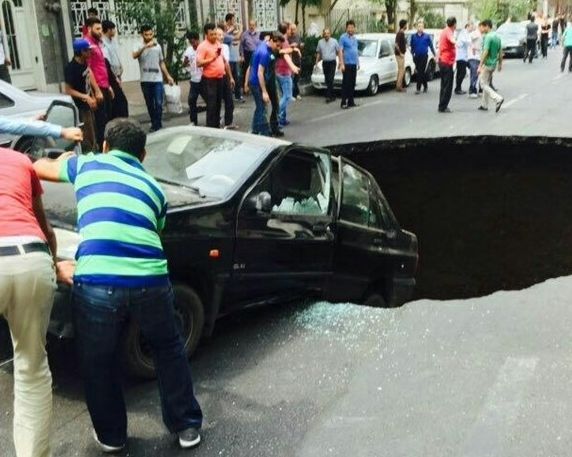دبیر کارگروه ملی مخاطرات نسبت به پیامد فرونشست زمین در ۶۰۹ دشت و ۴ کلانشهر ایران هشدار داد