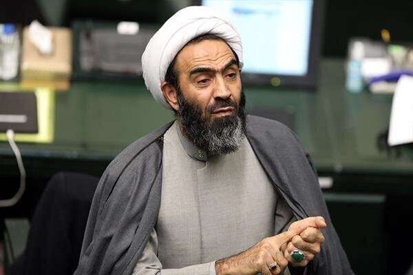 عضو کمیسیون حقوقی مجلس: شگفتانههای جدید نظامی و موشکی برای دشمن داریم