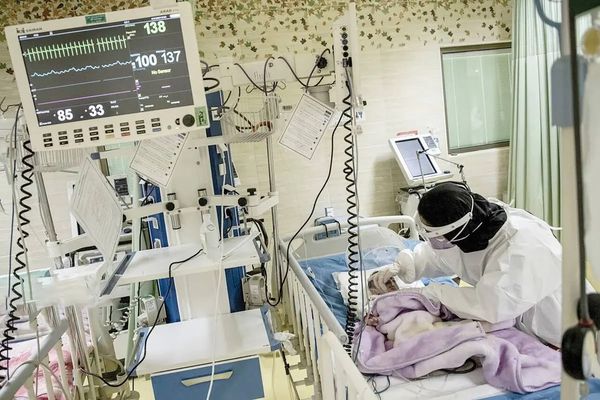 Iranians seek medical asylum in Europe as healthcare system collapses