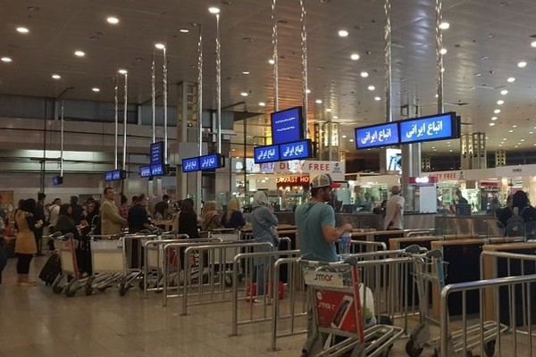 حصريا لـ"إيران إنترناشیونال" تزايد المضايقات واستجواب مزدوجي الجنسية المسافرين لإيران