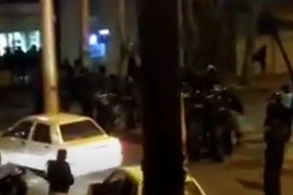 القوات الخاصة تهاجم المحتفلين بالنوروز في أوشنويه شمال غربي إيران