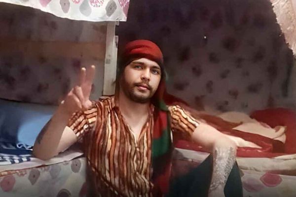 إيران تنفذ أول "إعدام علني" في 2025 بشنق رجل فوق جسر