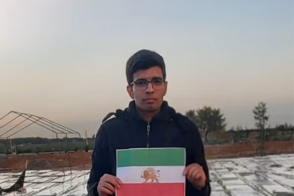 رضا محمدحسینی، زندانی سیاسی: ما هر روز با خبرهای تلخ اعدام بیدار میشویم
