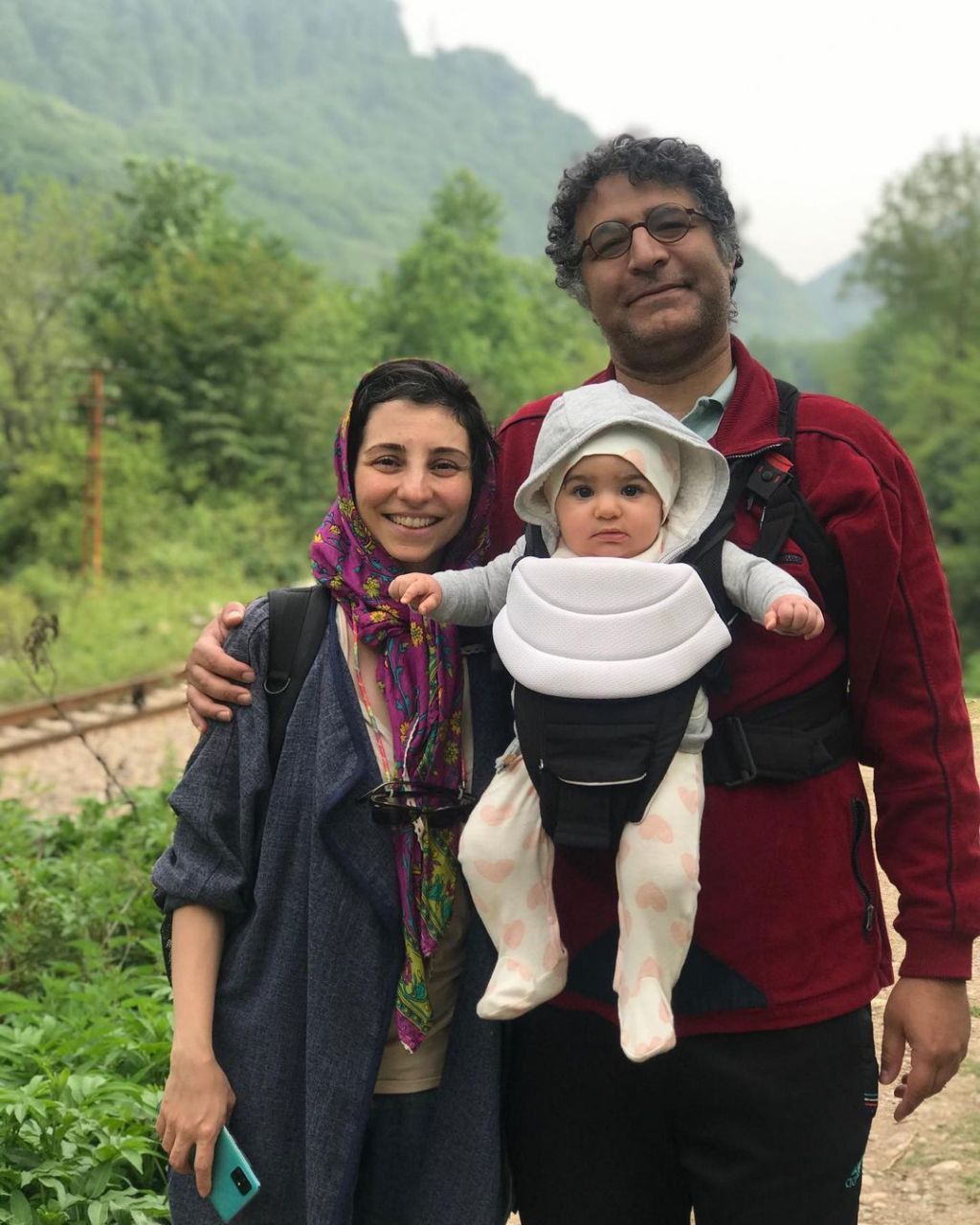 نرگس سرداری، همسر مهدی اعتمادسعید، همراه کودک سه ساله‌اش بازداشت شد