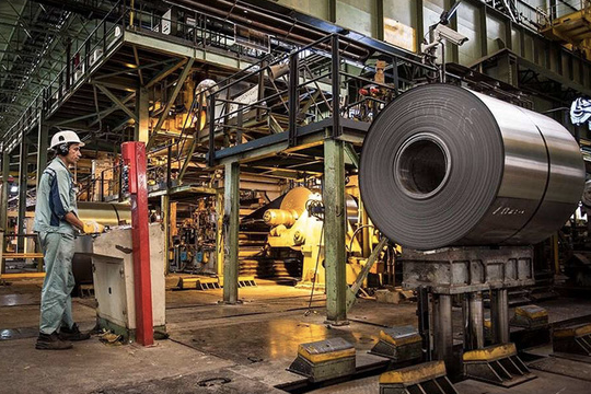 گزارش مجلس از تخلف ۹۲ هزار میلیارد تومانی در فولاد مبارکه و پرداختهای میلیاردی به سپاه